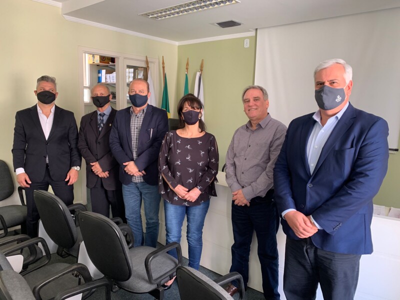 sindimoveis-rs-assina-convenio-com-ccg