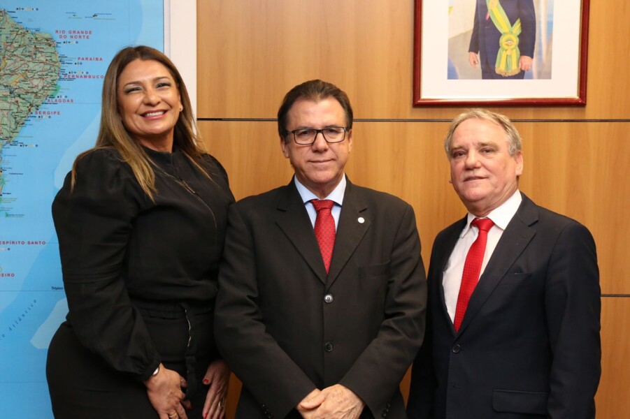 presidente-armando-em-audiencia-com-o-ministro-do-trabalho-sr-luiz-marinho